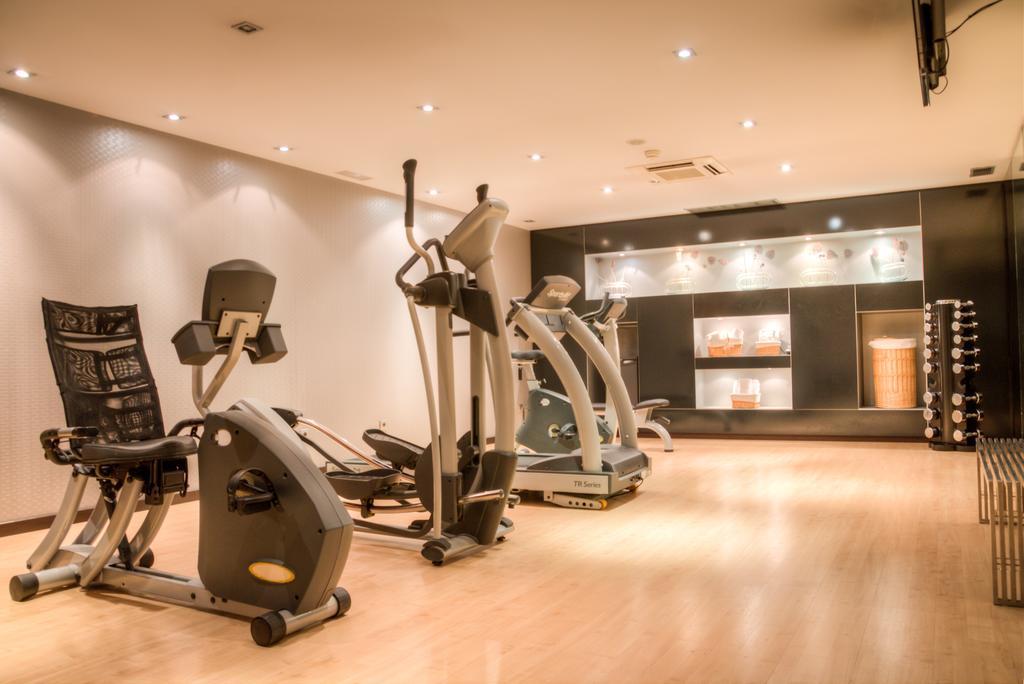 Hotel Ciudad De Mostoles Eksteriør bilde